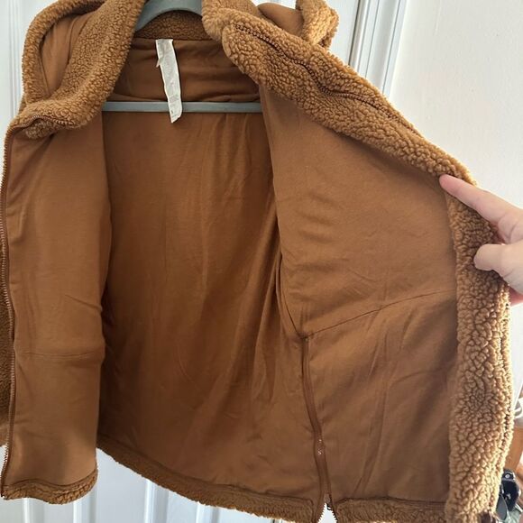Fabletics Lotta Teddy Jacket Women’s Size Small - Picture 4 of 12